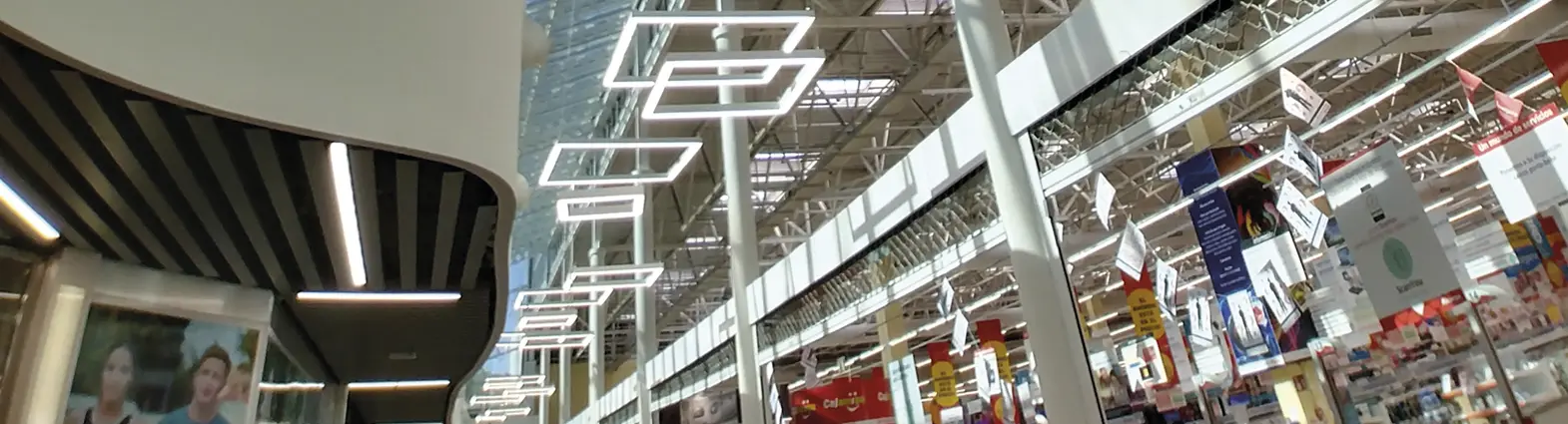 Slider 1 - Structures carrées  - Celux Iluminación